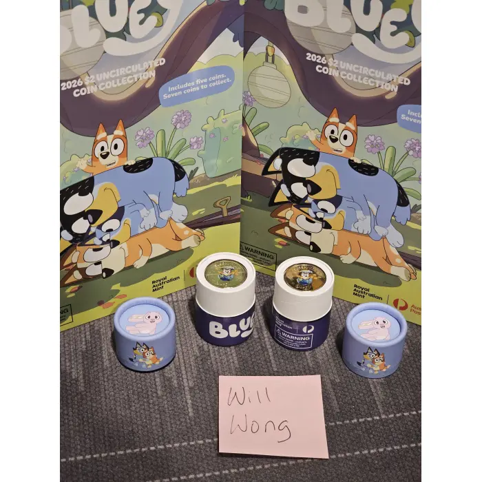 Coloured Sleepy Time!! 2026 Bluey 5 Coin Tube and Collectable Folder Set