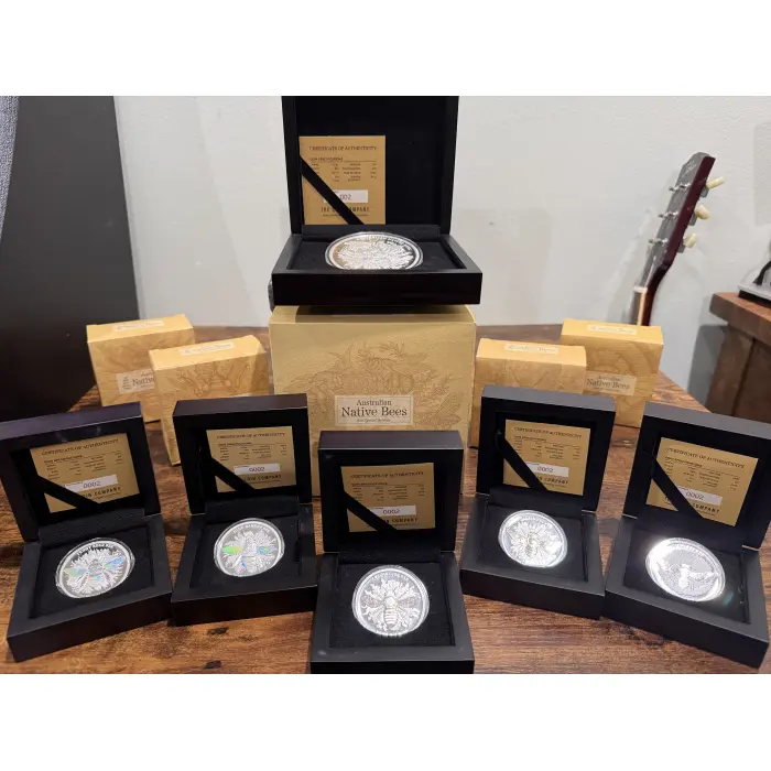 2026 ULTIMATE NATIVE BEE SET. ALL 6 COINS INCLUDING THE 5 OZ