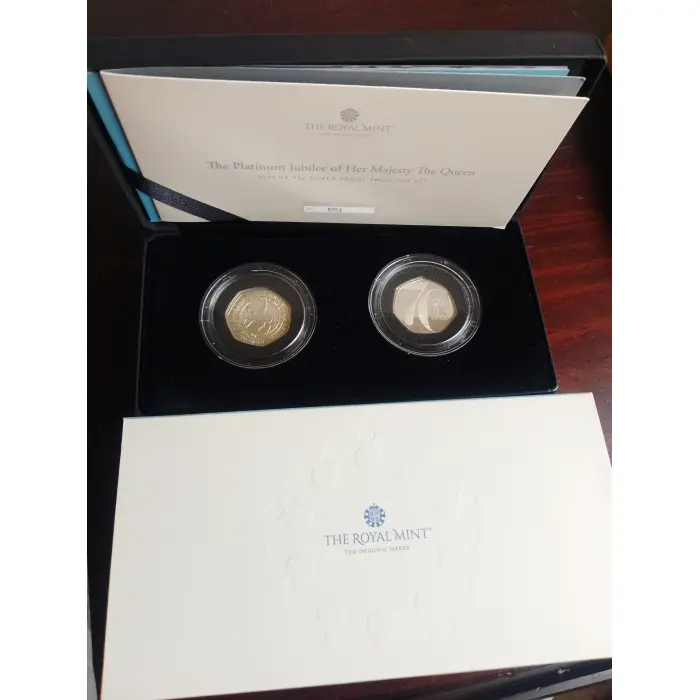 The Platinum Jubilee of Her Majesty The Queen 2022 UK 50p Silver Proof Coin 