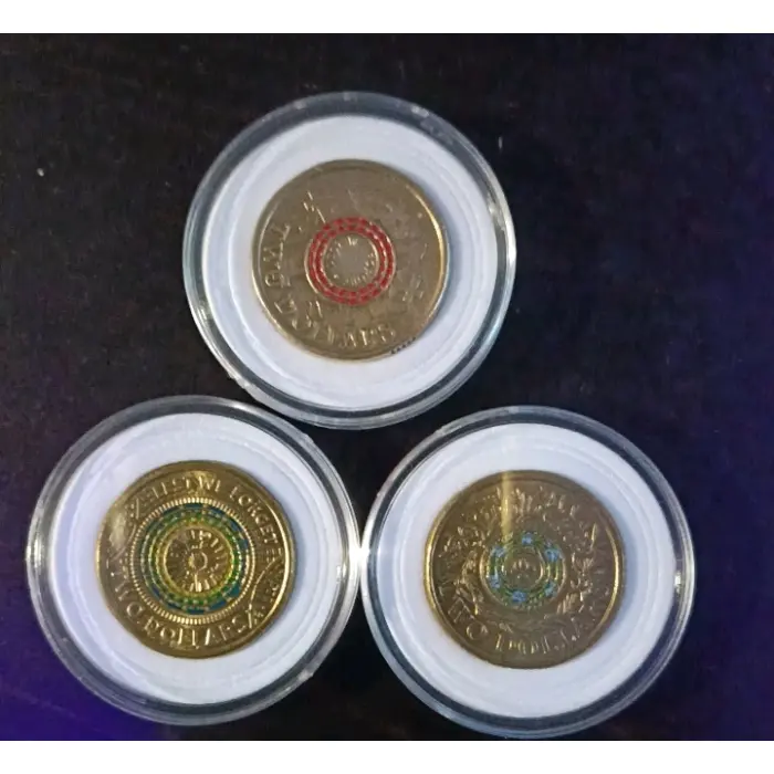 🎉🎉colored 2 coins 2012 ,2014,2015,2017,2018🎊🎊AUNC VERY NICE COINS TO HAVE