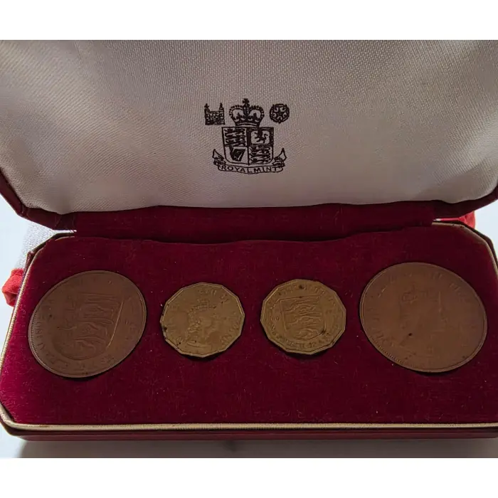 1966 Jersey 4-Coin Set – 2 x 1/4 Shilling & 2 x 1/12 Shilling – In Original 