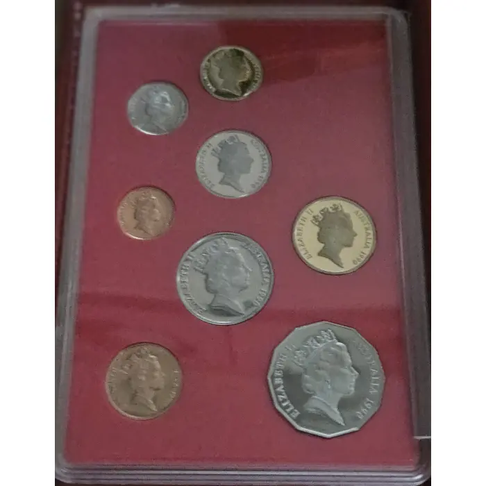 1990 Royal Australian Mint Eight Coin Proof Set – Aboriginal Motif