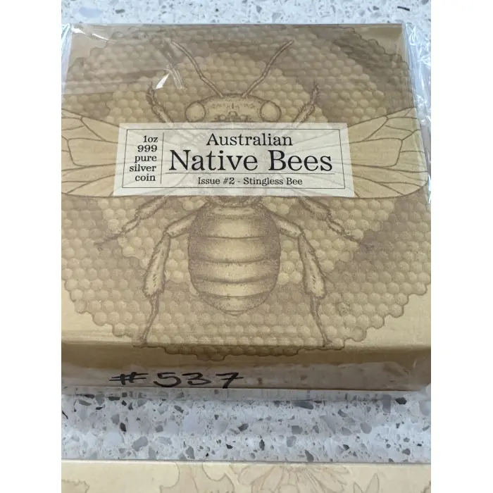 5x 1oz Holographic Bees 🐝 & 1x 5oz Holographic Bees 🐝