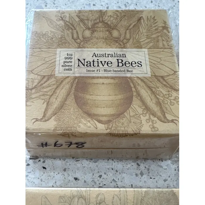 5x 1oz Holographic Bees 🐝 & 1x 5oz Holographic Bees 🐝