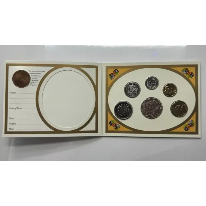 2003 Baby Mint Set UNC with medalion 7 coin