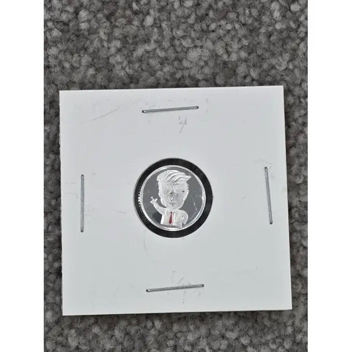 1 gram 999 fine silver "red tie trump"