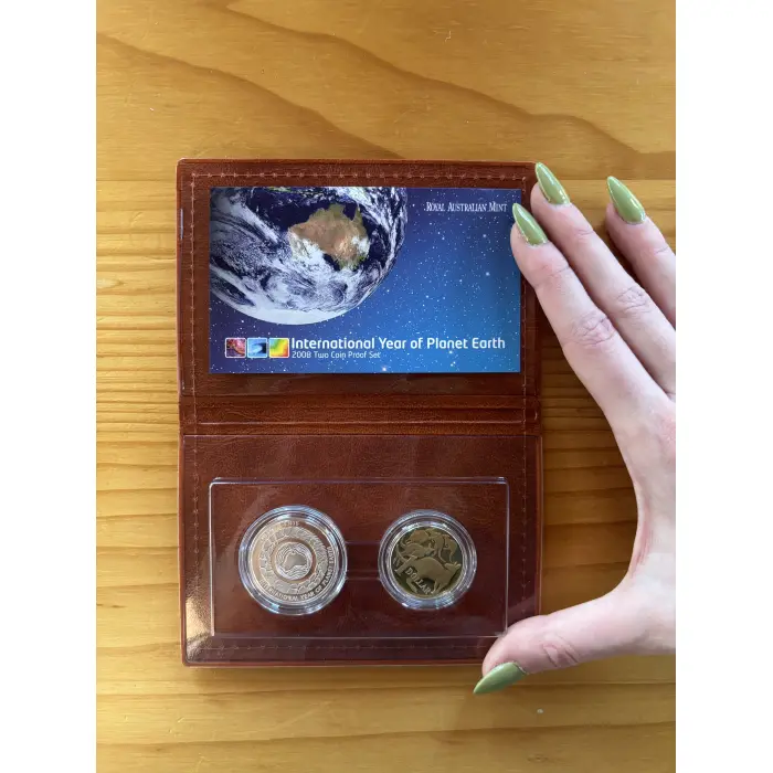 2008 INTERNATIONAL YEAR OF PLANET EARTH - 2 COIN