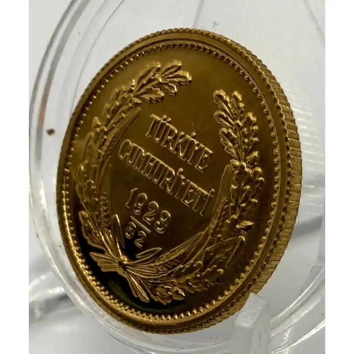 1982 Turkey 100 Kurus Ataturk Gold Coin 22ct 7.216g 6.615g AGW Cumhuriyet