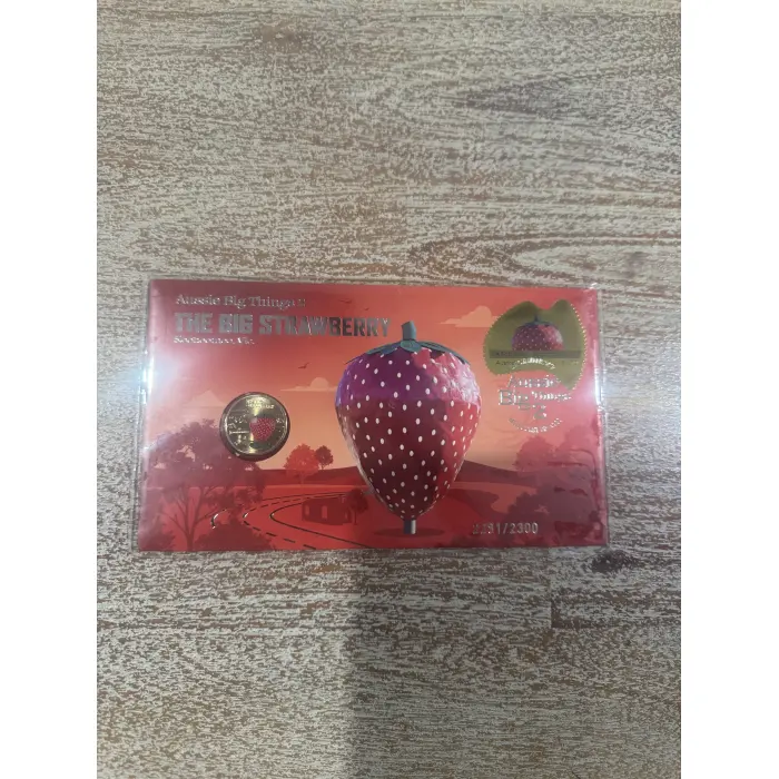 2025 THE BIG STRAWBERRY PNC +AUSSIE BIG THINGS 2 - 12 COIN FOLDER SET