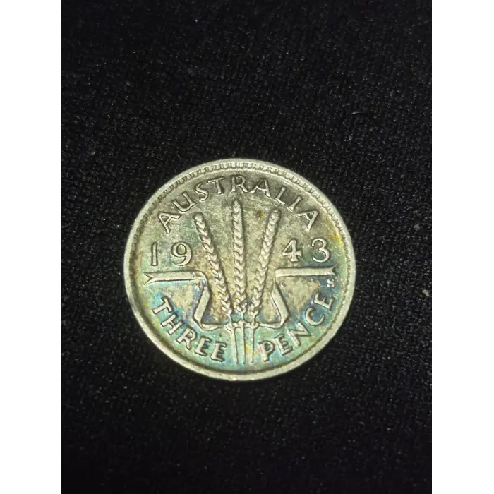 TONED 1943 Australian Silver Three Pence – San Francisco Mint ("S" Mintmark)