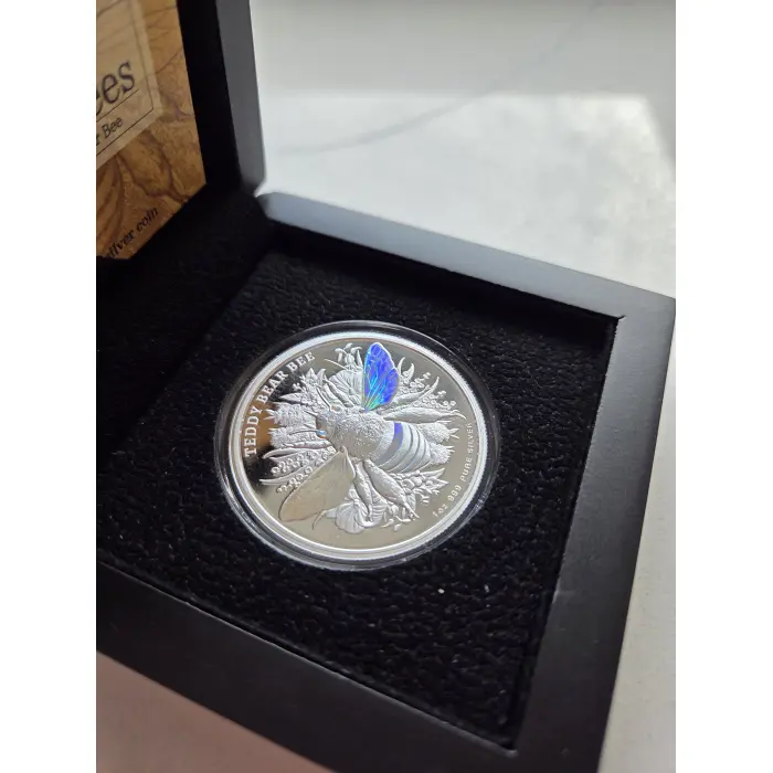 Australian Native Bees 2026 $2 Teddy Bear Bee Hologram 1oz Silver Proof Coin