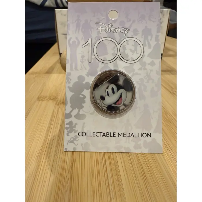 MICKEY MOUSE DISNEY 100 YEARS ANNIVERSARY COLLECTABLE MEDALLION 2023