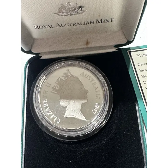 1997 RAM $1 Old Parliament House 1927-1997 Silver Proof Coin - florin detail