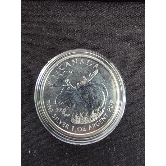 2012 1oz 999 fine silver Canada Moose $5 Coin  Bullion. 