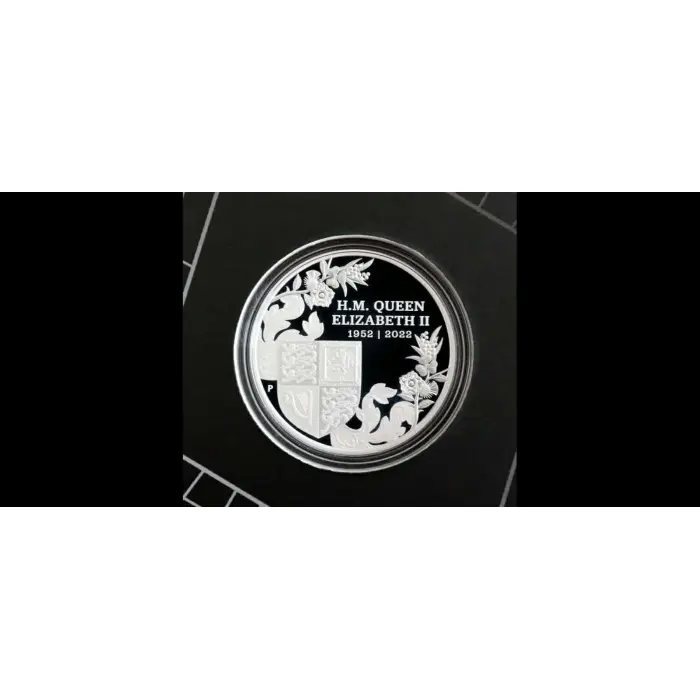 2022 Impressions QE II Platinum Jubilee 1oz Silver Coin & Stamp PNC 029/120 9999