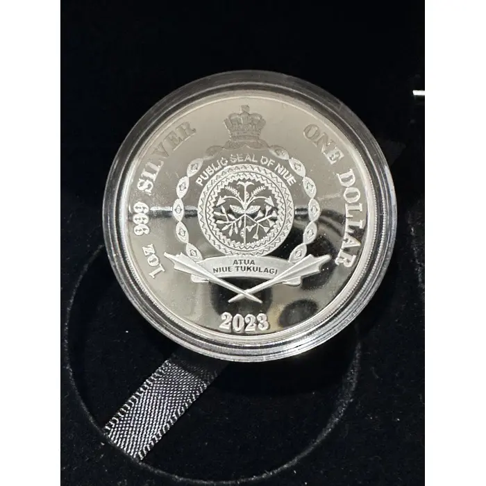 2023 Azure Kingfisher 1oz Silver coloured coin