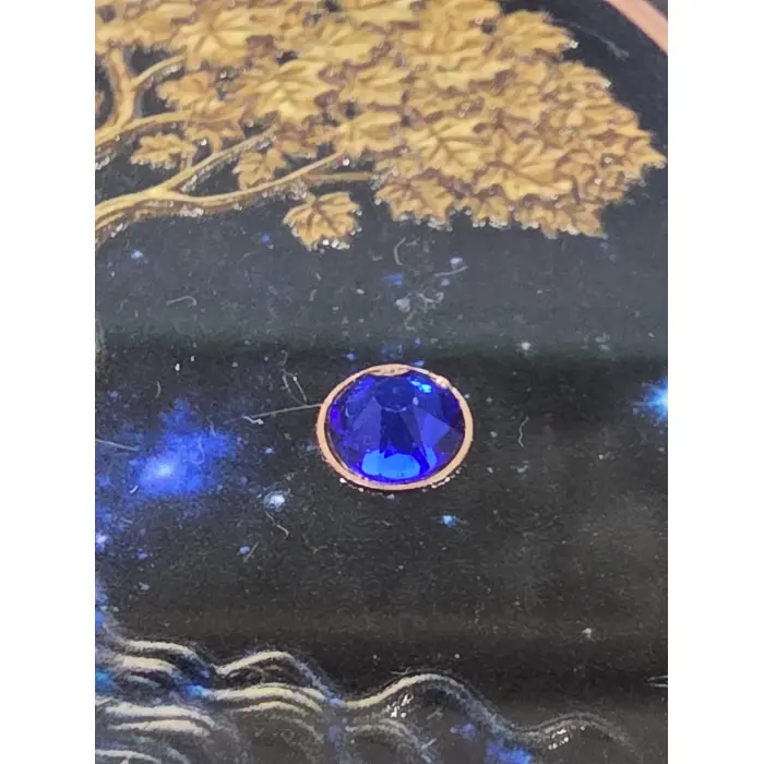 5oz copper colourised tree of life and Wolf under moon with blue gem accent