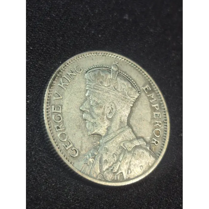 1934 New Zealand Silver One Shilling Coin (King George V) TONED