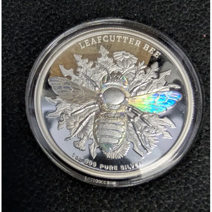 2026 Australian Native Bees - Leafcutter Bee 1oz Silver Proof Hologram Coin