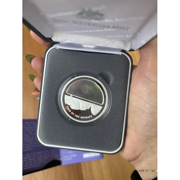 2002 Year of the Outback Final Coin $5 in Silver and with Holographic Details 
