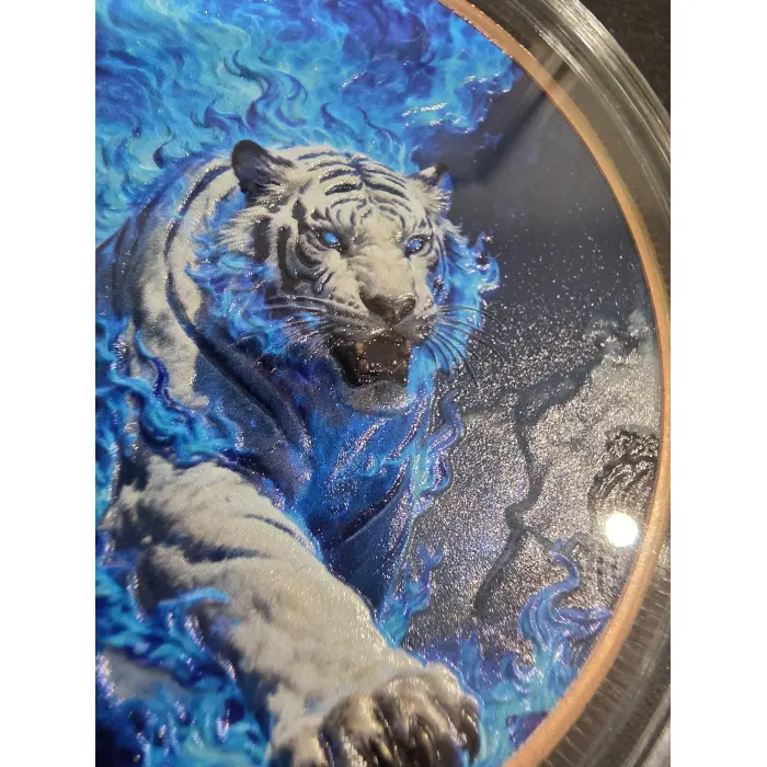 5oz 999 fine copper high relief colourised "flaming white tiger"