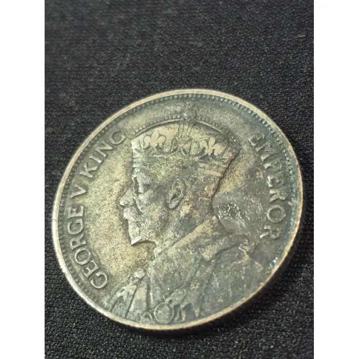 1933 New Zealand One Florin Silver Coin (First year of issue)