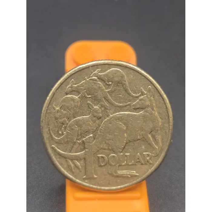 2010 $1 'Spew Roo' cud