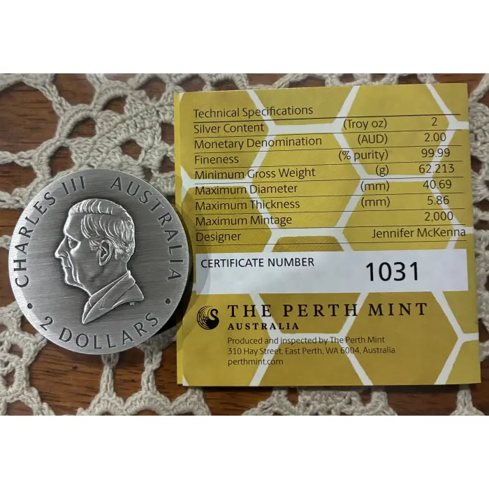 2025 HONEY BEE 2oz SILVER ANTIQUED $2 COLOURED COIN 