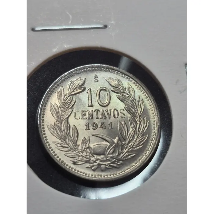 1941 Chile 10 Centavos Coin (Uncirculated / Choice Details)