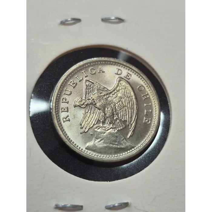 1941 Chile 10 Centavos Coin (Uncirculated / Choice Details)