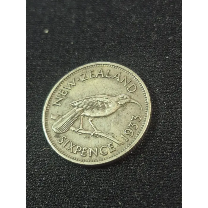 1933 New Zealand Sixpence Silver Coin – Key First Year of Issue