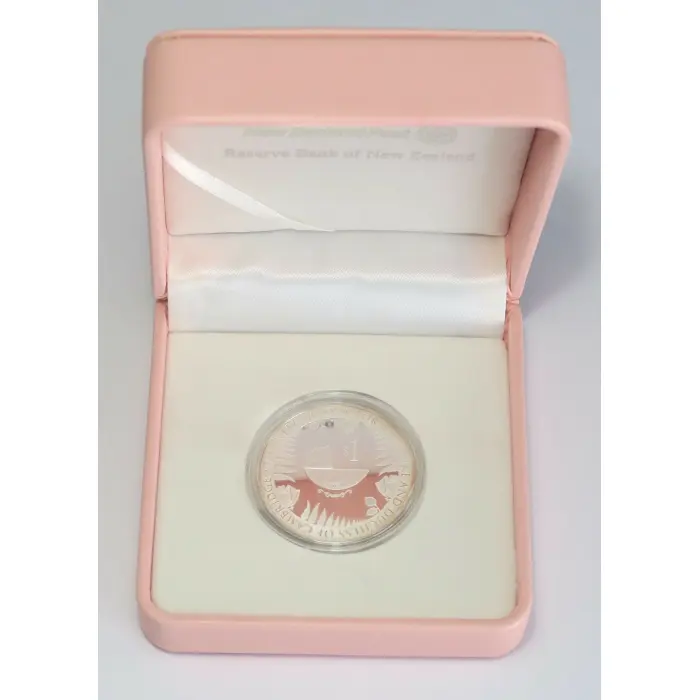 2015 Royal Baby 1oz Silver Proof Coin — New Zealand