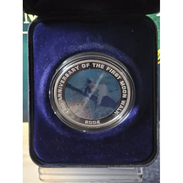 2004 35th Anniversary First Moon Walk $1 1oz Silver Hologram Proof 