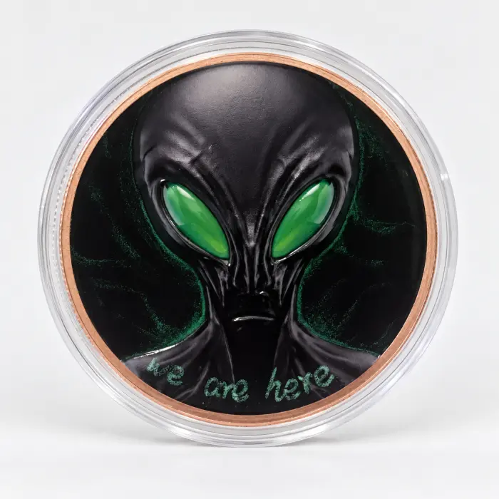 2026 Alien UFO Glow in the Dark 5 Oz .999 Copper Colourised Round In Capsule