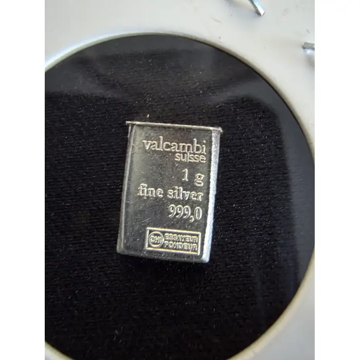 Silver Bullion bundle. 999 fine Bars, 1/10th oz round and NZ 50%  sixpence
