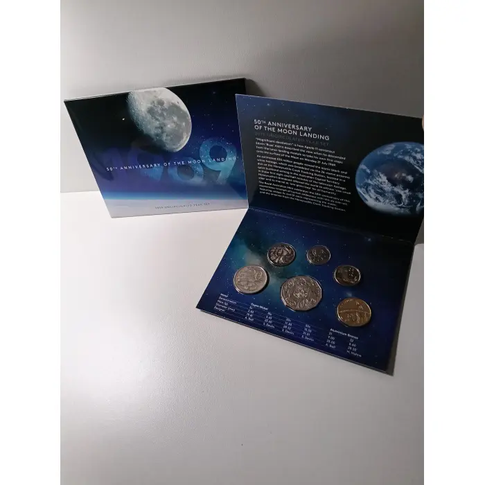 2019 Mint set 50th Anniversary of the Moon Landing 