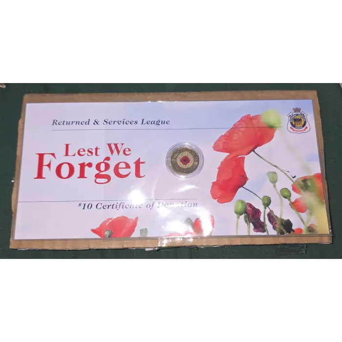 2012 red poppy Lest we Forget in RSL uncerculated 