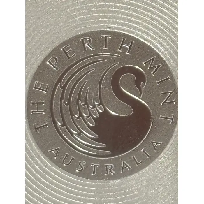 PERTH MINT 1oz SILVER KANGAROO MINTED BAR IN CAPSULE and FELT BAG