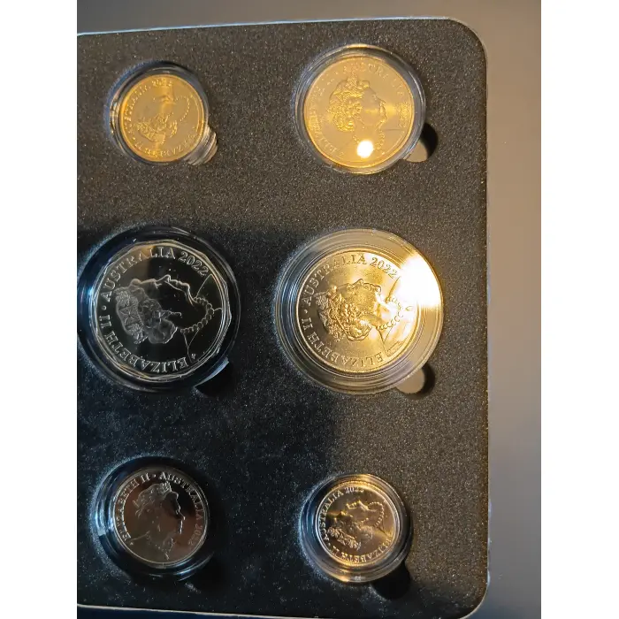 2022-2024 Last Queen Elizabeth 11 /First King Charles 111