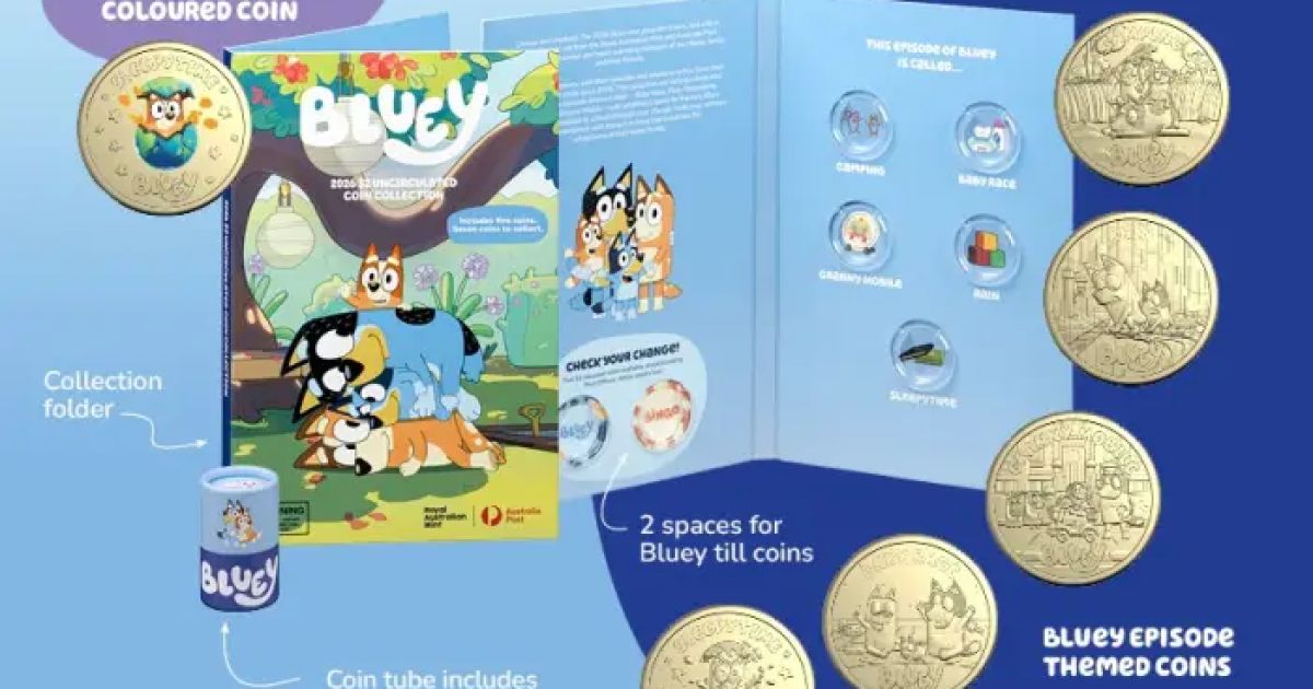 2026 $2 Bluey Folder and Tube Set